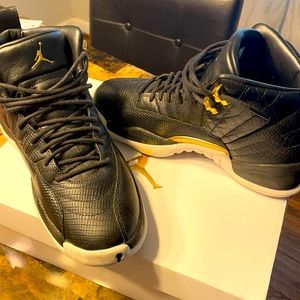 Woman’s Air Jordan 12 Retro! Size 9.5